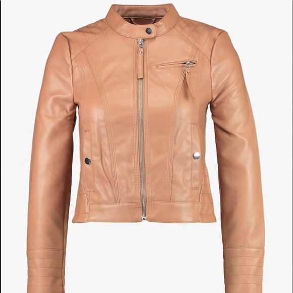 🎉HP🎉 Faux Leather Jacket - Picture 3 of 9